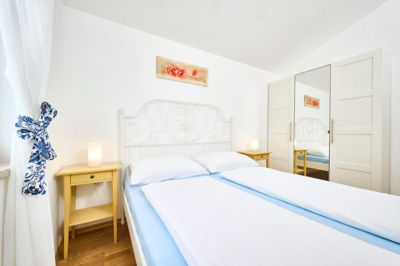 Elia Apartments サヴドリア エクステリア 写真