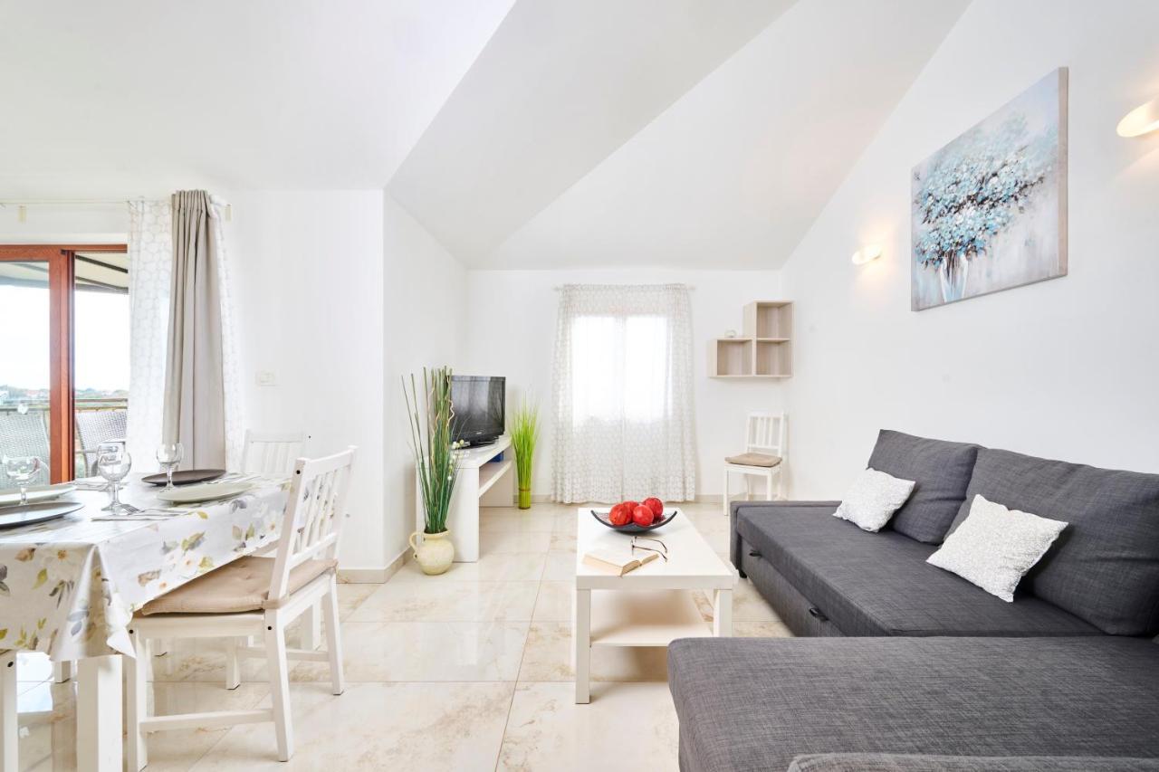 Elia Apartments サヴドリア エクステリア 写真
